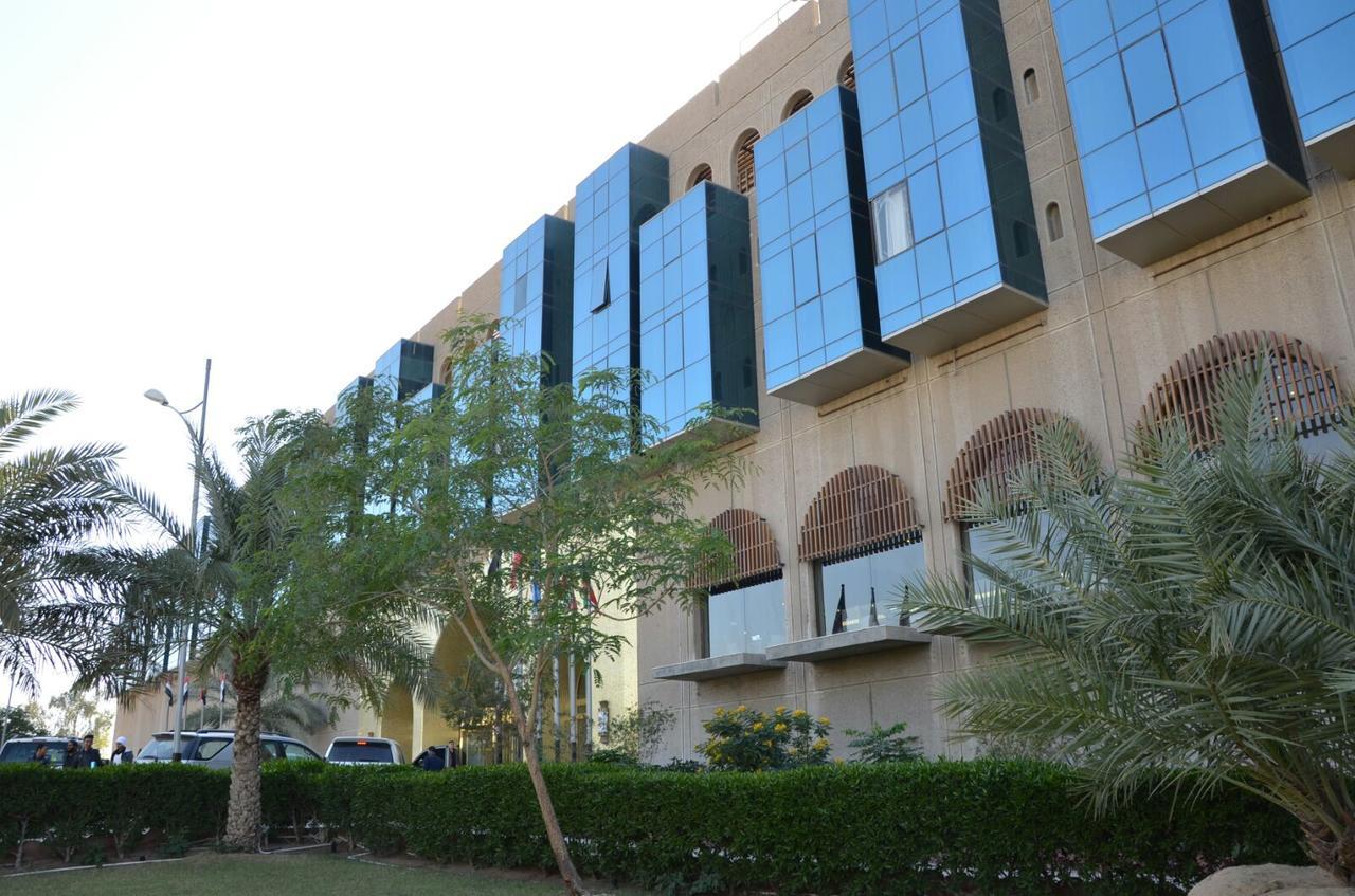 Basra International Hotel Luaran gambar